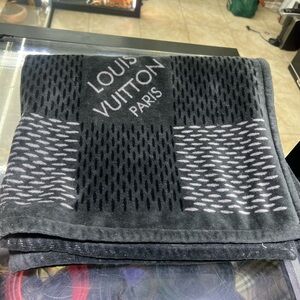 Louis Vuitton Damier Graphite Beach Towel